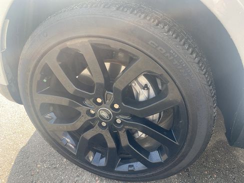 Used 2022 Land Rover Range Rover Sport HSE Silver Edition image 9