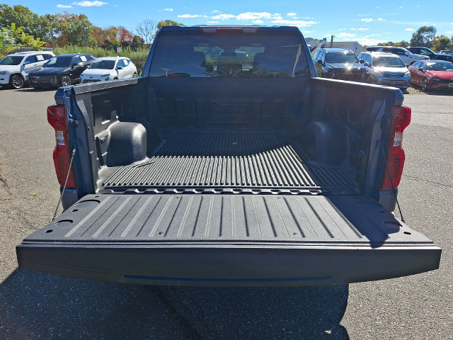 Used 2024 Chevrolet Silverado 1500 LT AWD/4WD image 32