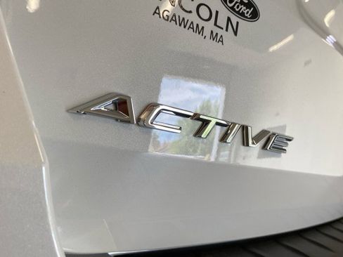 New 2025 Ford Explorer Active w/ Active Comfort Package image 7