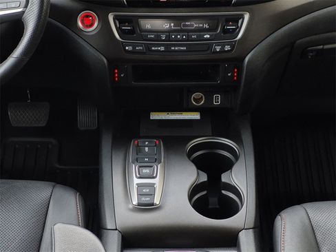 Certified 2022 Honda Passport TrailSport image 10