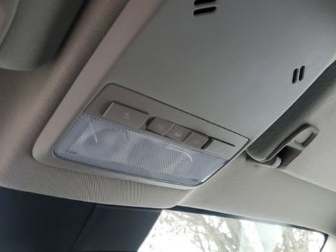 Used 2019 Buick Encore Preferred image 18