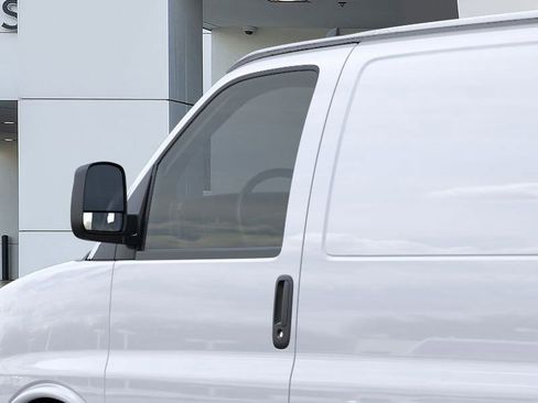 New 2025 GMC Savana 3500 w/ Driver Convenience Package image 12