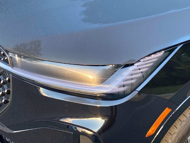 Certified 2025 Lincoln Nautilus Reserve w/ Jet Appearance Package AWD/4WD image 5