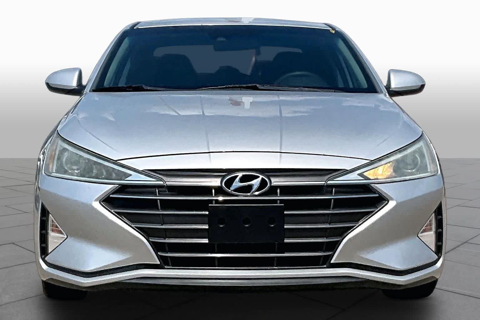 Used 2020 Hyundai Elantra SEL w/ Cargo Package (C1) FWD image 4