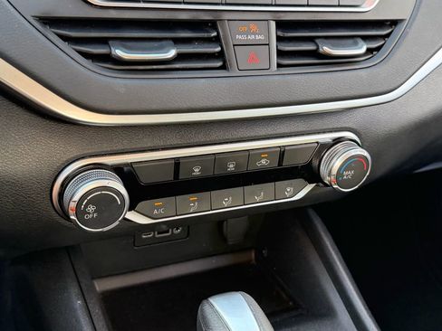 Used 2019 Nissan Altima 2.5 S FWD image 23