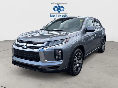 Used 2025 Mitsubishi Outlander Sport AWD image 2