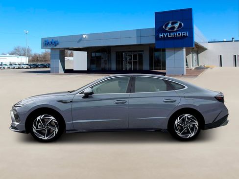 New 2026 Hyundai Sonata SEL image 3
