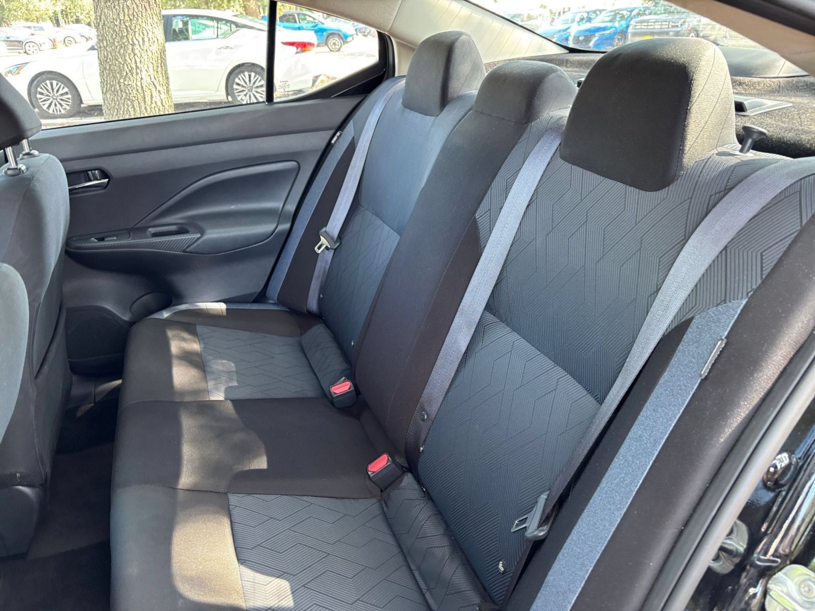 Used 2025 Nissan Versa SV FWD image 36