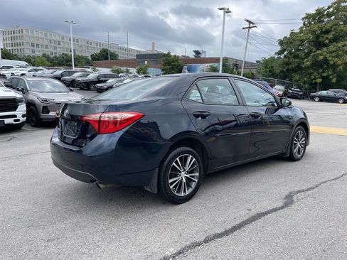 Used 2017 Toyota Corolla LE w/ LE Premium Package FWD image 8