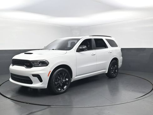 Used 2021 Dodge Durango GT AWD/4WD image 3