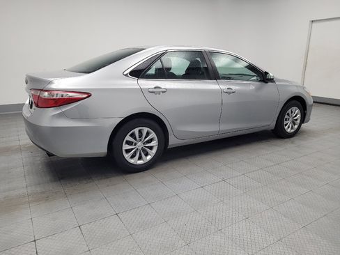 Used 2017 Toyota Camry LE FWD image 10