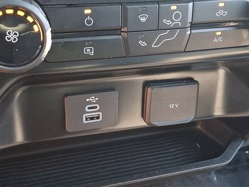 Certified 2025 Ford F250 XLT AWD/4WD image 25