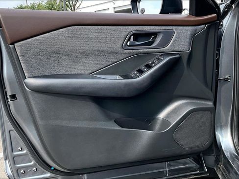 Certified 2023 Nissan Rogue S FWD image 20