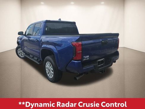 Used 2025 Toyota Tacoma SR5 AWD/4WD image 6