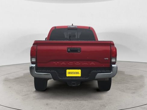Used 2019 Toyota Tacoma TRD Off-Road AWD/4WD image 6