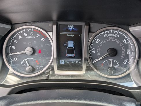 Used 2021 Toyota Tacoma Limited w/ Blackout Package (TMS) AWD/4WD image 19