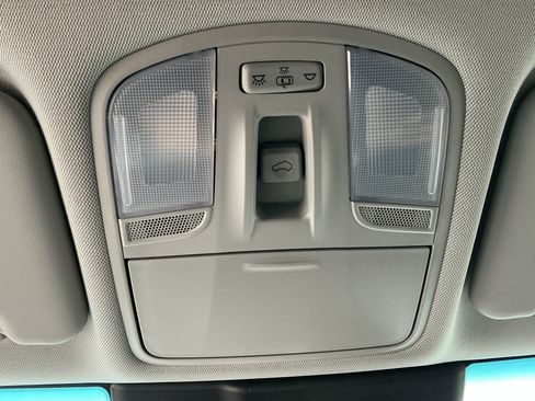 Used 2023 Hyundai Kona Limited image 28