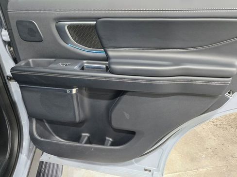 Used 2025 Ford Expedition Platinum w/ Stealth Performance Package image 18