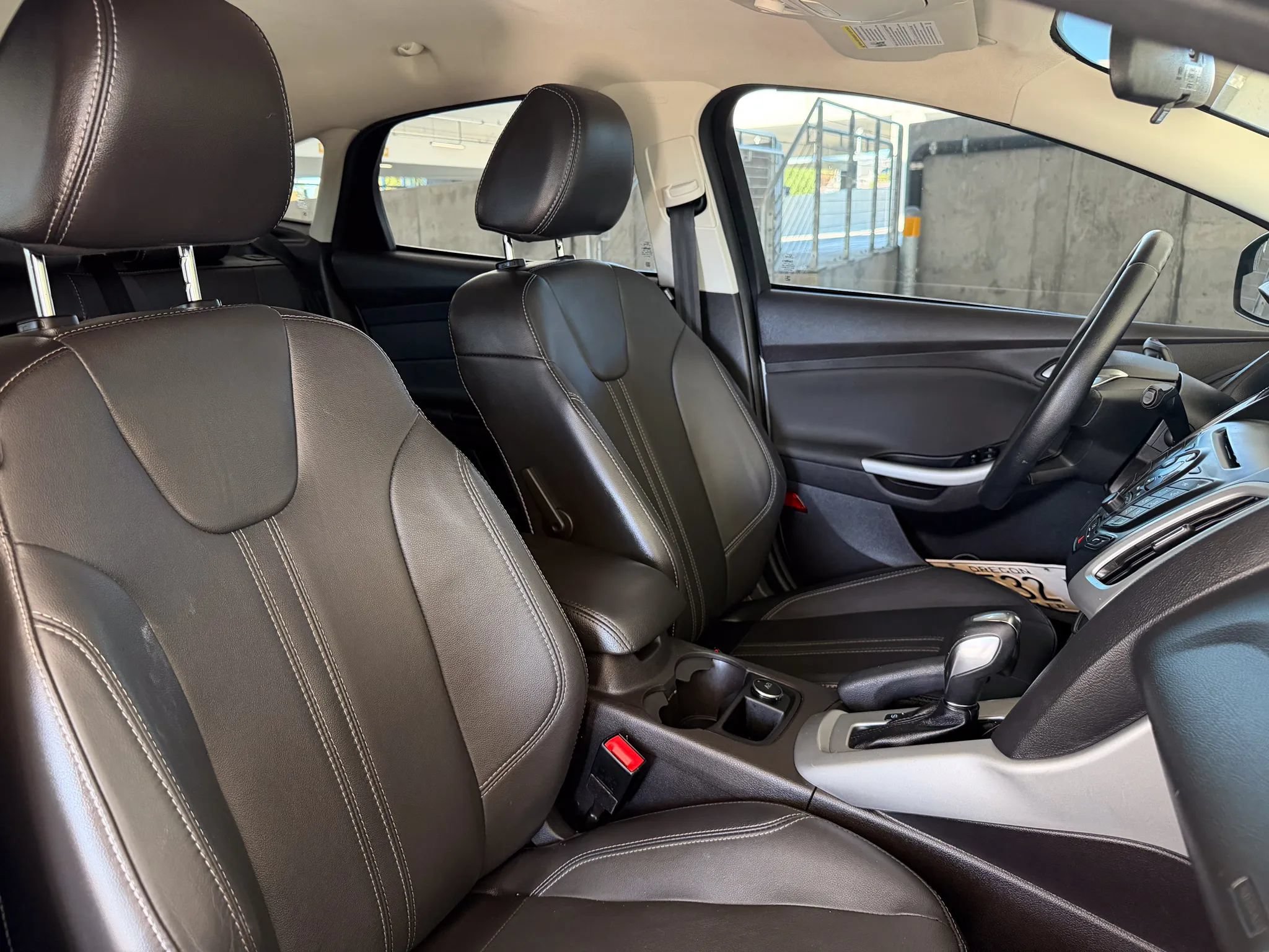 Used 2014 Ford Focus SE w/ Equipment Group 201A FWD image 25