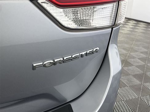 Used 2020 Subaru Forester Premium w/ Popular Package #1 AWD/4WD image 10