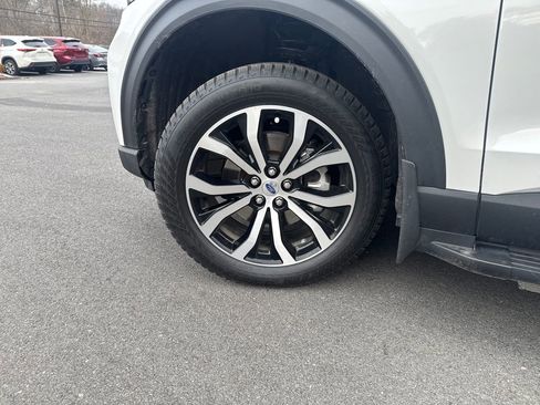 Used 2025 Ford Explorer ST-Line image 25