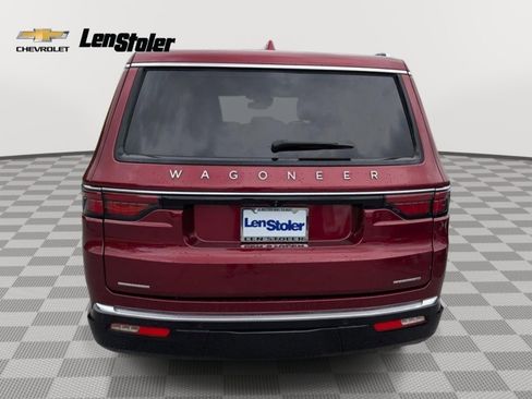 Used 2022 Jeep Wagoneer Series I AWD/4WD image 4