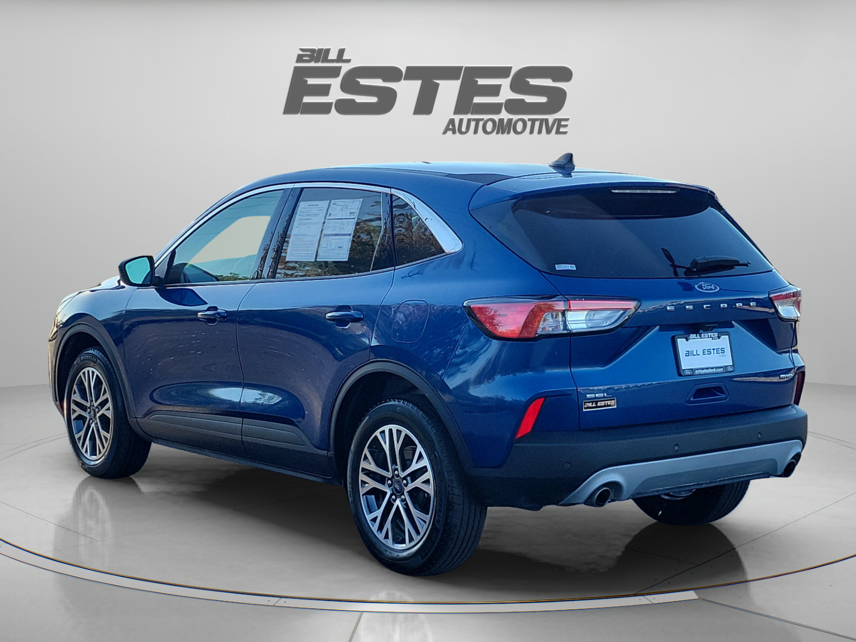 Used 2022 Ford Escape SEL AWD/4WD image 2