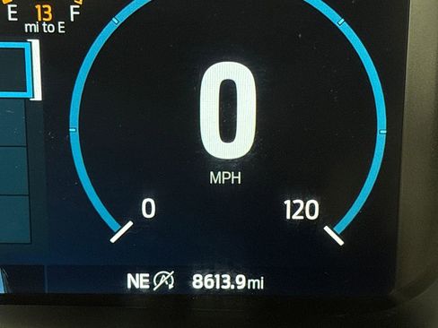 Certified 2023 Ford F150 Lariat w/ Equipment Group 502A High image 22