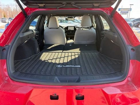 Used 2024 Lexus UX 250h F Sport image 19