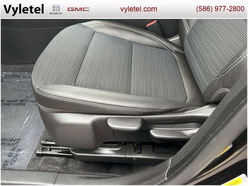 Certified 2024 Buick Envista Preferred image 17