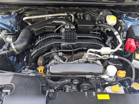 Used 2024 Subaru Crosstrek 2.0i Premium image 32