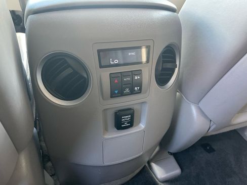 Used 2011 Honda Pilot EX-L image 27