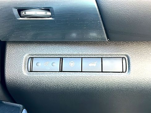 New 2026 Nissan Pathfinder SL w/ SL Premium Package image 27