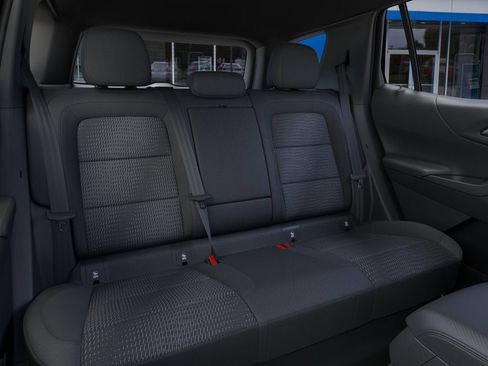 New 2026 Chevrolet Equinox LT w/ Safety and Technology Package FWD image 17