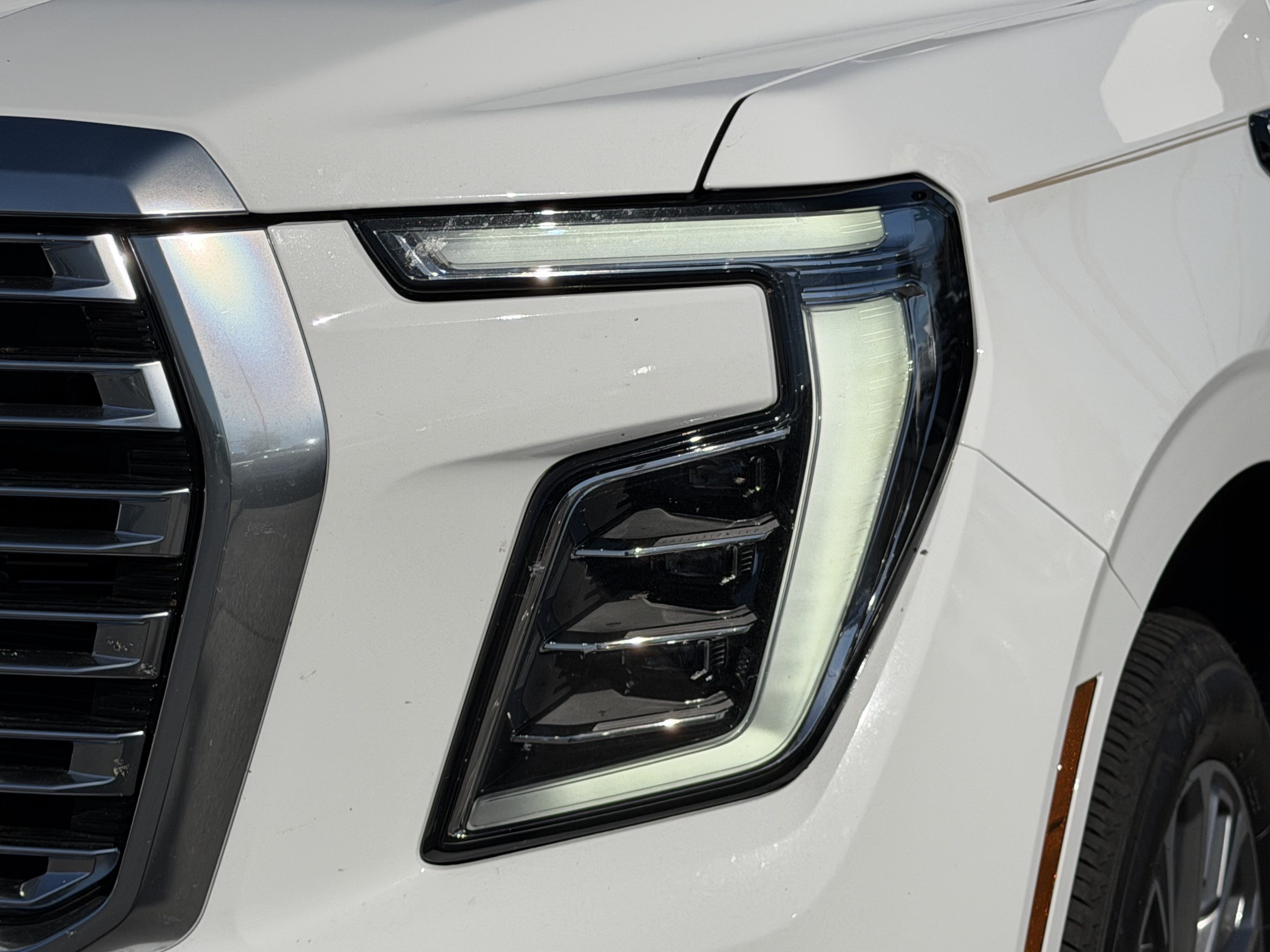 Used 2026 GMC Yukon Denali w/ Sun & Power Step Package RWD image 6