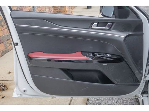 Used 2025 Kia K5 GT-Line w/ GT-Line Premium Package image 9