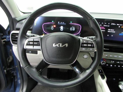 Used 2024 Kia Telluride S w/ S Sunroof Package FWD image 25