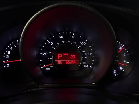 Used 2019 Kia Soul FWD image 16