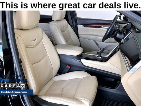 Used 2018 Cadillac XT5 Luxury w/ Driver Awareness Package FWD image 9