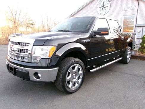Used 2014 Ford F150 XLT w/ Equipment Group 302A Luxury image 2