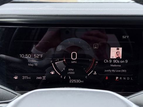 Used 2025 GMC Terrain Elevation AWD/4WD image 24