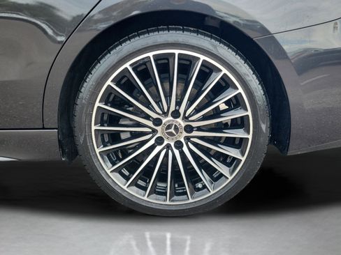 Used 2024 Mercedes-Benz C 300 Sedan image 36