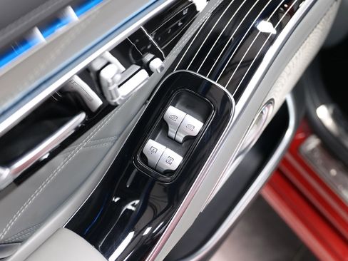 Used 2021 Mercedes-Benz Maybach S 580 4MATIC image 55