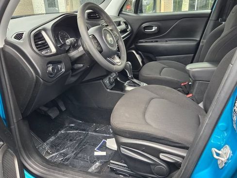 Used 2022 Jeep Renegade Sport AWD/4WD image 4