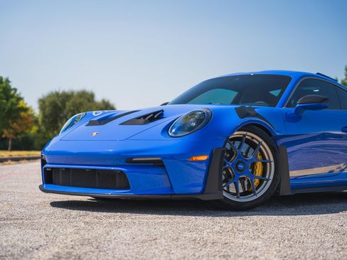 Used 2025 Porsche 911 GT3 RS RWD image 4