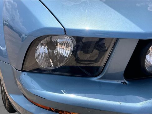 Used 2006 Ford Mustang GT RWD image 24