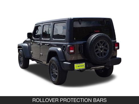 Used 2025 Jeep Wrangler Unlimited Sport AWD/4WD image 7