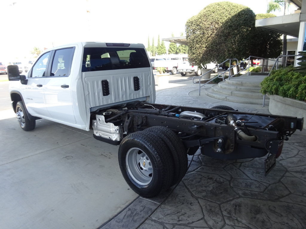 Used 2024 Chevrolet Silverado 3500 W/T w/ WT Convenience Package AWD/4WD image 5