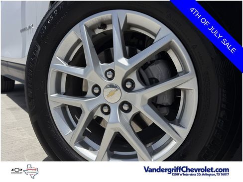 Certified 2024 Chevrolet Equinox LS w/ LS Convenience Package FWD image 9