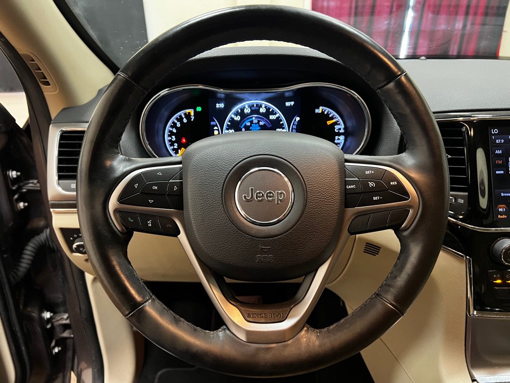 Used 2019 Jeep Grand Cherokee Limited AWD/4WD image 27